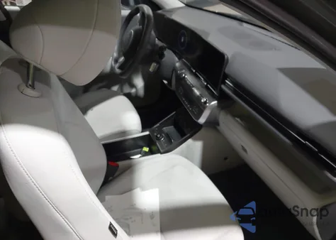 2025 Hyundai Kona Sel Convenience z USA, uszkodzony, nr VIN KM8HC3AB8SU231697